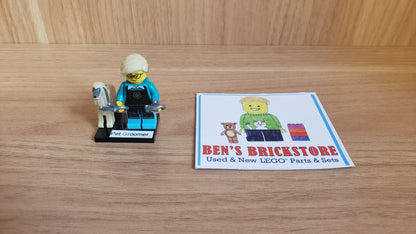 New, Complete LEGO® Collectible Minifigures Set col25-12 - Pet Groomer, Series 25 (Complete Set with Stand and Accessories)