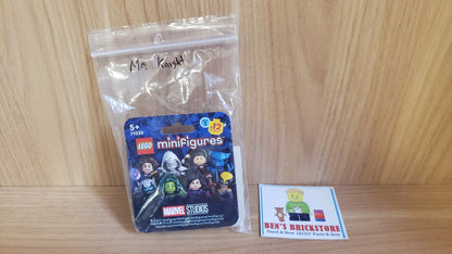 New, Complete LEGO® Collectible Minifigures Set colmar2-3 - Mr. Knight, Marvel Studios, Series 2 (Complete Set with Stand and Accessories)