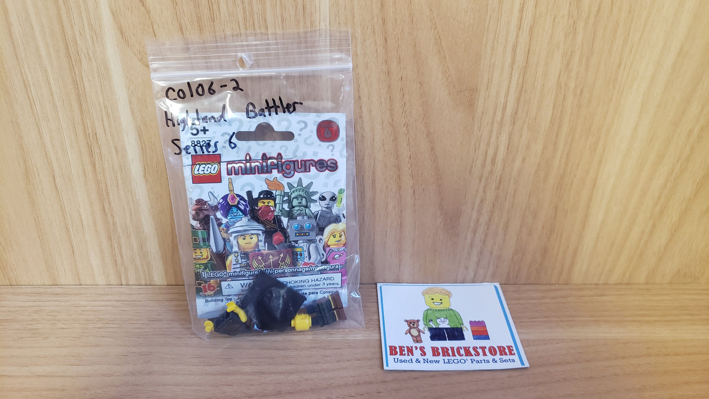 LEGO® Collectible Minifigures Set col06-2 - Highland Battler, Series 6 (Complete Set with Stand and Accessories)